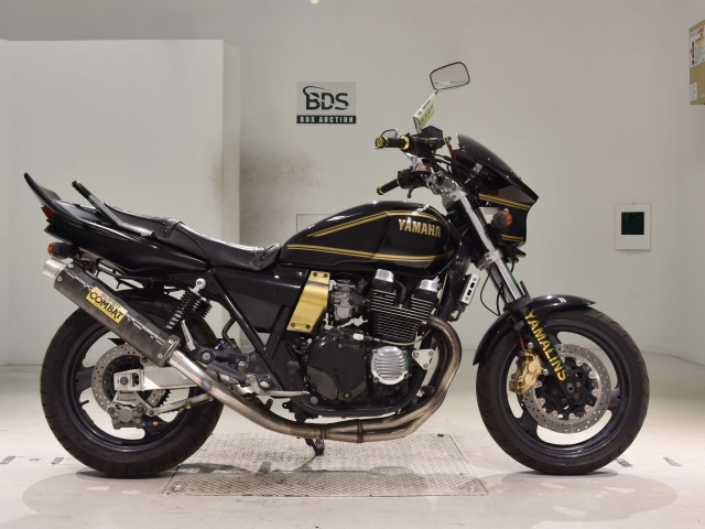 Yamaha XJR400 2000
