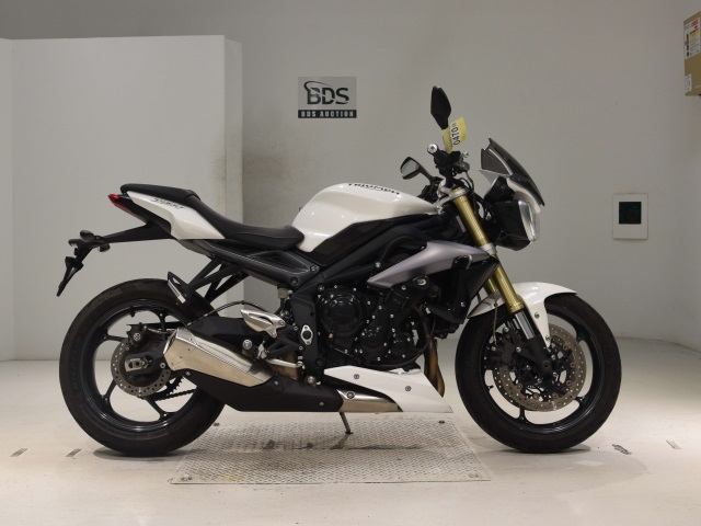 Triumph STREET TRIPLE 85 2016