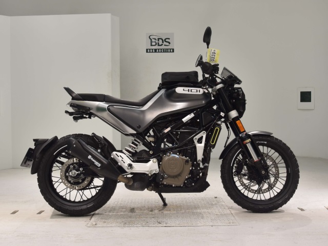 Husqvarna SVARTPILEN 401 2021