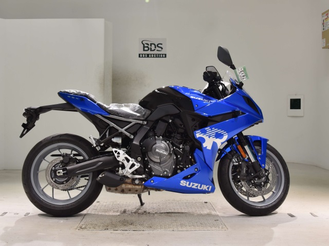 Suzuki GSX-8S