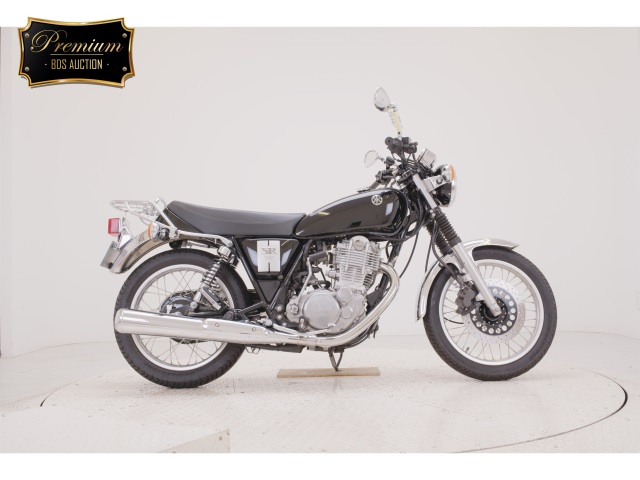 Yamaha SR400 2020