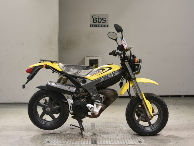 Suzuki TR50S-2
