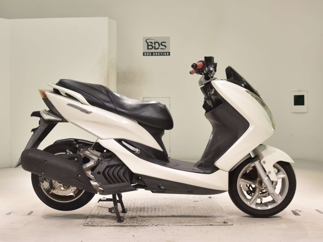 Yamaha MAJESTY 155S