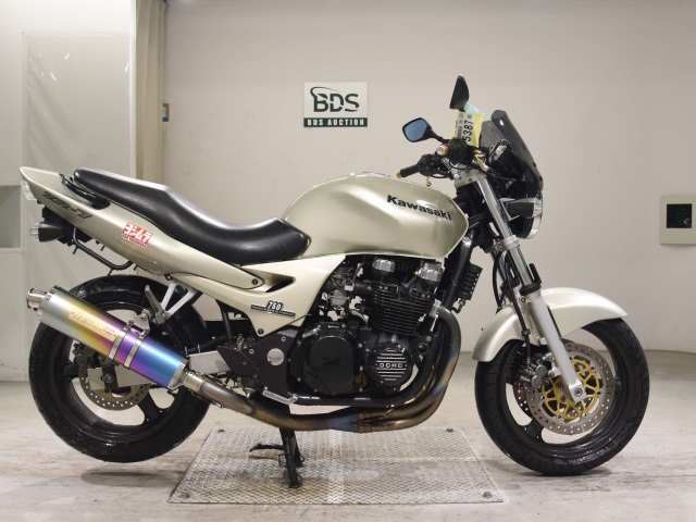 Kawasaki ZR-7 2001
