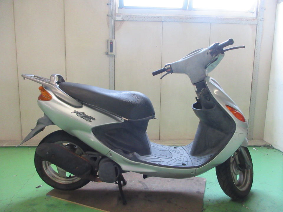 Yamaha AXIS100 2001