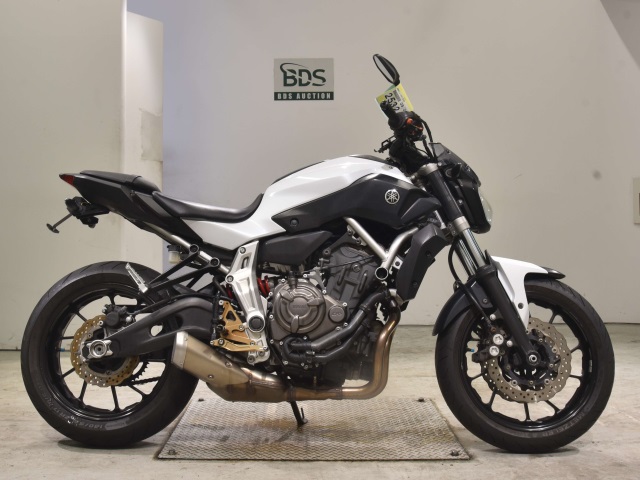Yamaha MT-07 2015
