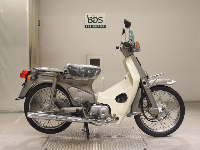 Honda C90-E 2002