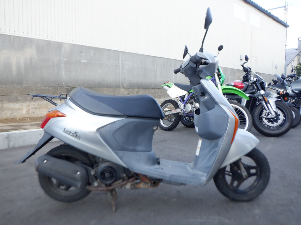 Suzuki LETS5