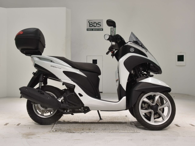 Yamaha TRICITY MW125 2015