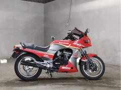 Kawasaki GPZ900R 2001