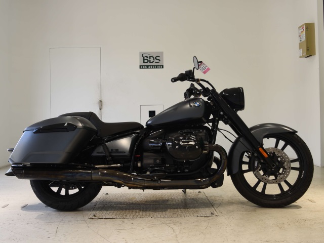 BMW r18 roctane 2023
