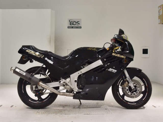 Suzuki GSX-R400 1987
