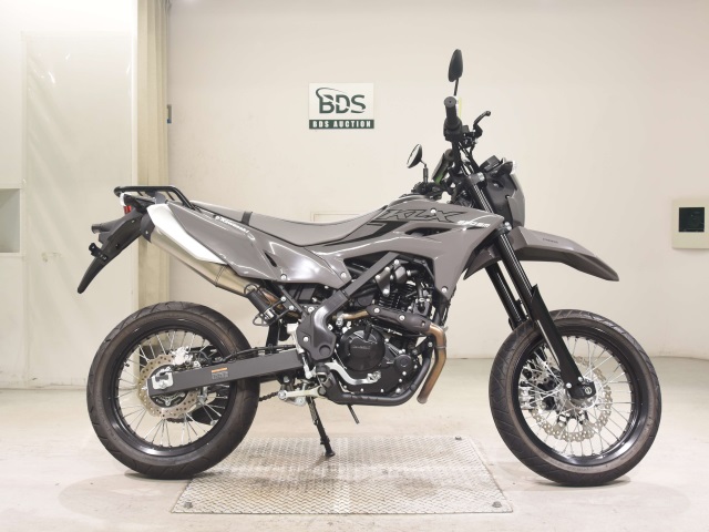 Kawasaki KLX230SM 2025