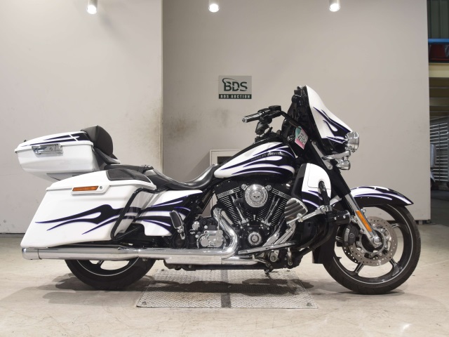 HD STREET GLIDE FLHXSE1800 2016