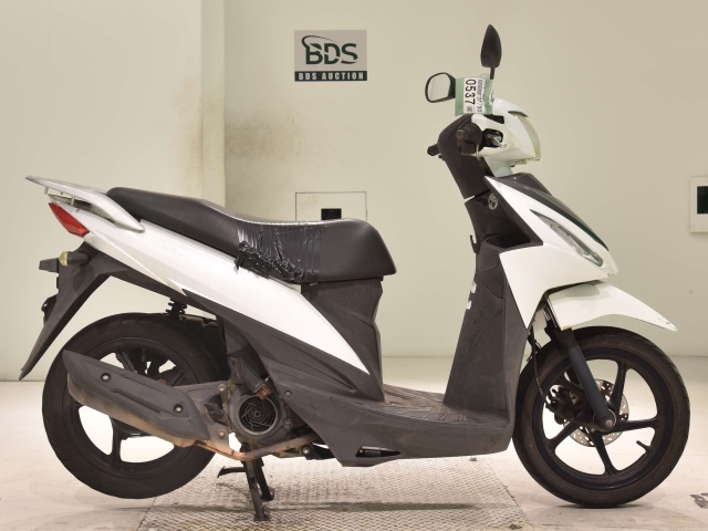 Suzuki ADDRESS V110