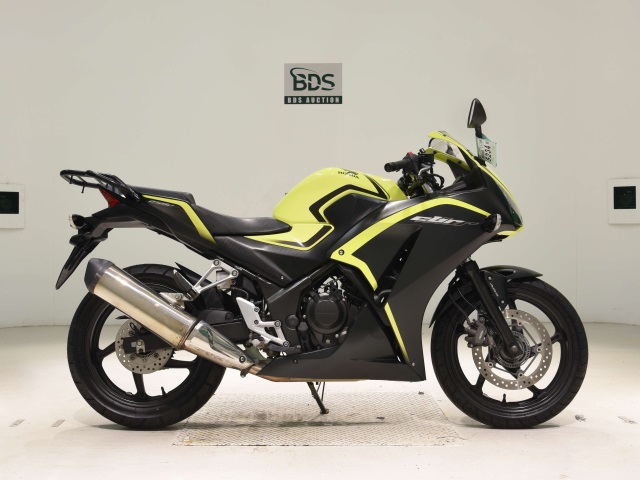 Honda CBR250RA 2016