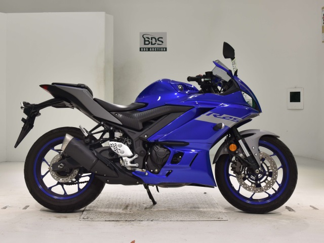 Yamaha YZF-R25A 2021