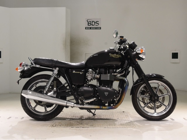 Triumph BONNEVILLE 2010