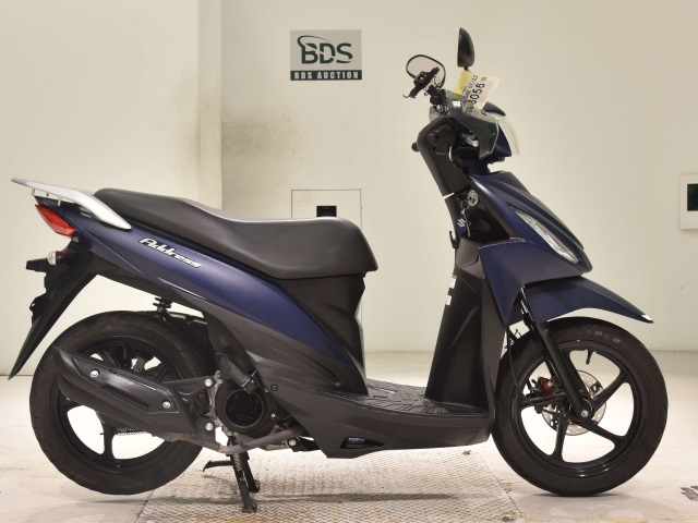Suzuki ADDRESS V110