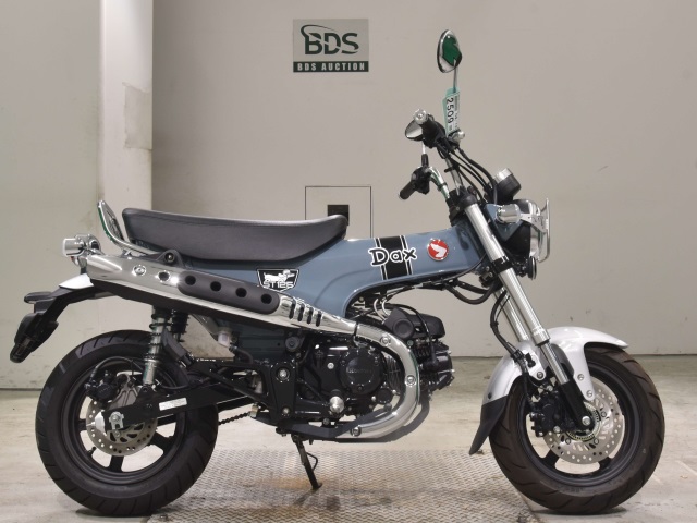Honda DAX125 2022