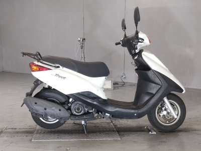 Yamaha AXIS TREAT