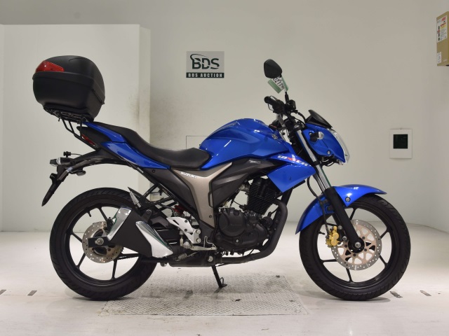 Suzuki GIXXER150