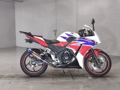 Honda CBR250R 2015