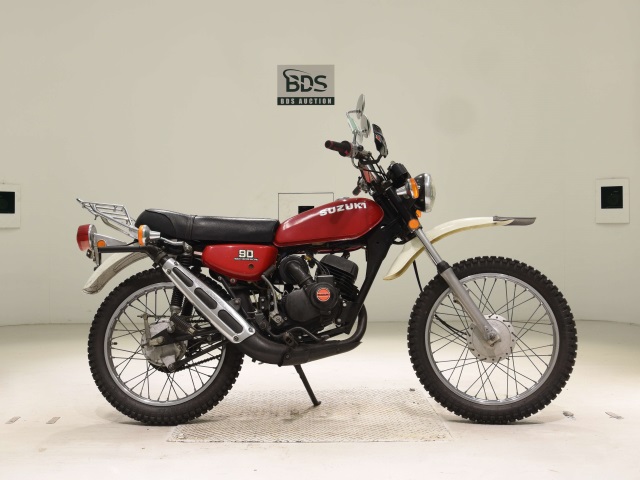 Suzuki TS90
