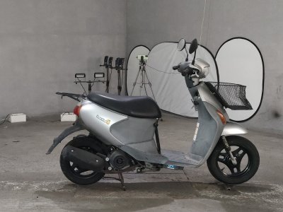 Suzuki LETS4