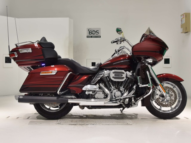 HD ROAD GLIDE FLTRUSE1800 2015