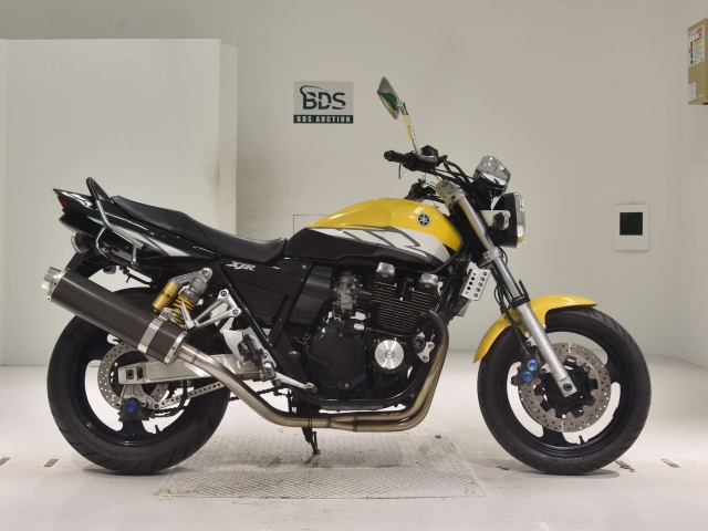 Yamaha XJR400 2005
