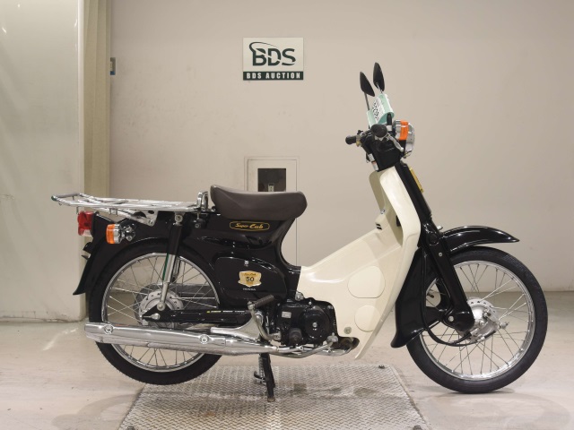 Honda C50 2008
