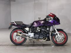 Kawasaki GPZ900R 1990