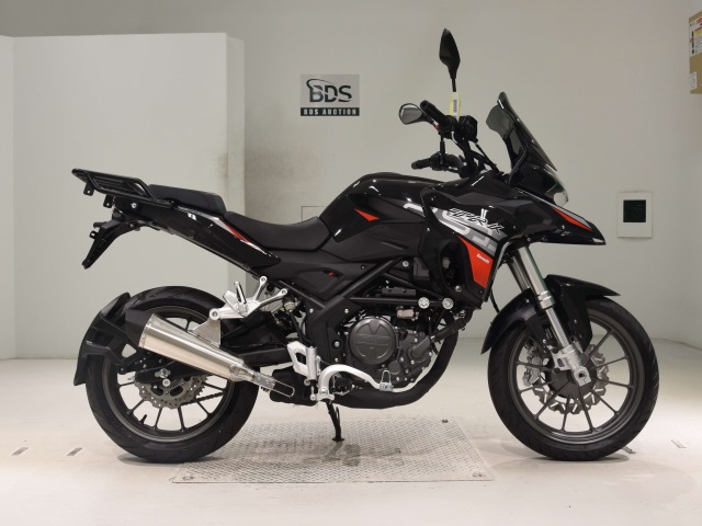 Benelli TRK251 2023