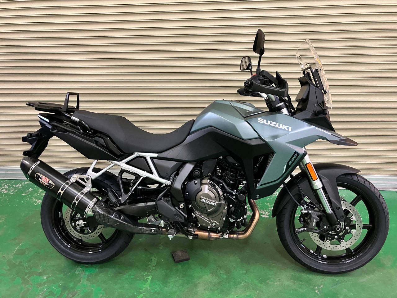 Suzuki v-strom800 2023