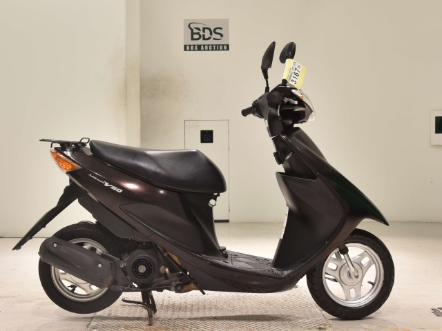 Suzuki ADDRESS V50