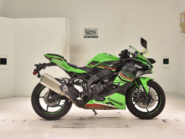 Kawasaki ZX-4RR 2024