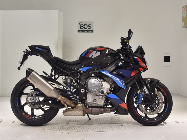 BMW M1000R 2023
