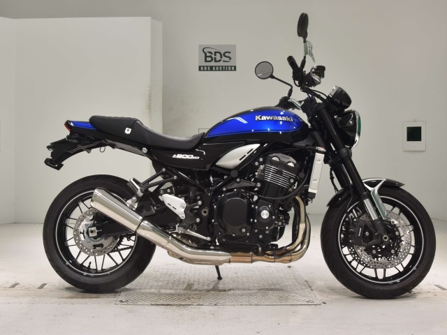 Kawasaki Z900RS 2024