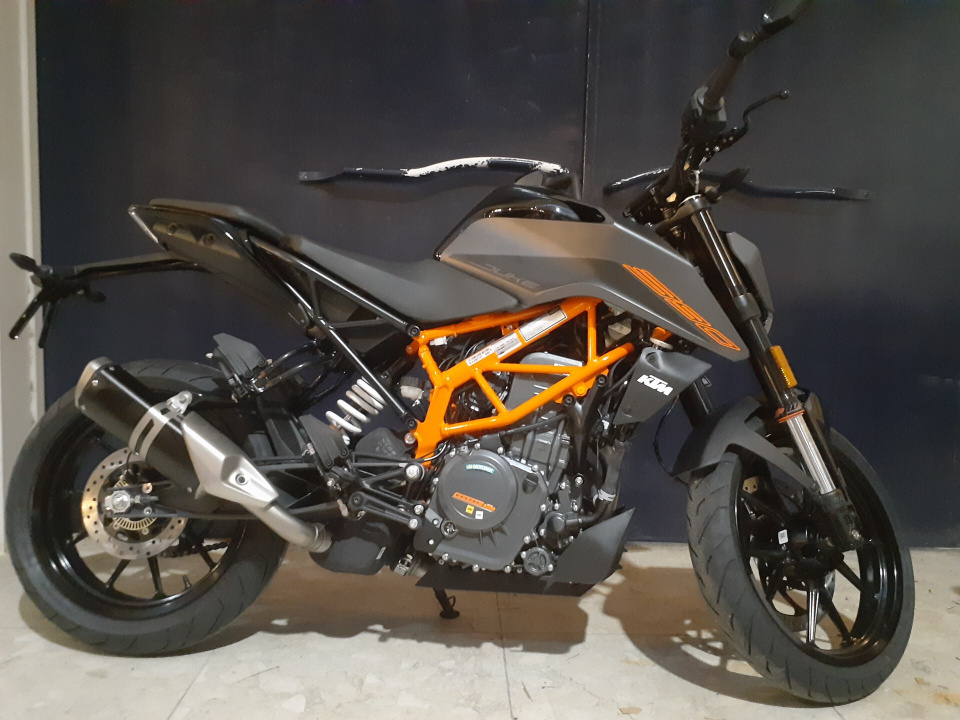 KTM 390 DUKE 2023