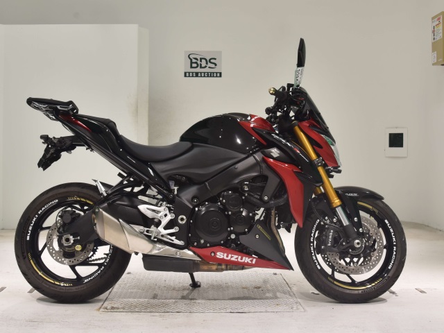 Suzuki GSX-S1000 2016