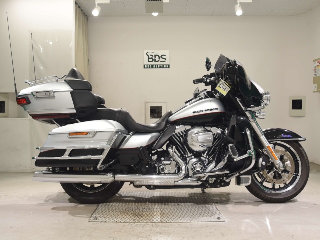 HD ELECTRA GLIDE FLHTK1690 2015