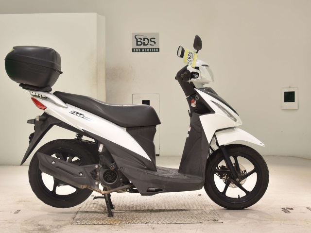 Suzuki ADDRESS V110