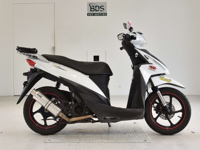 Suzuki ADDRESS V110