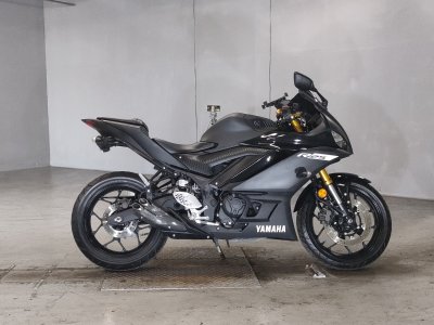 Yamaha YZF-R25 2019