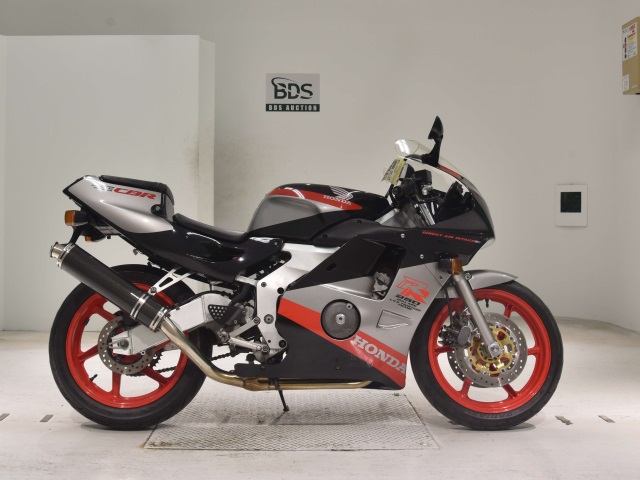 Honda CBR250RR 1990