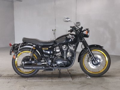 Kawasaki W800 2012