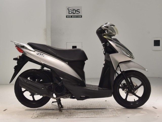 Suzuki ADDRESS V110