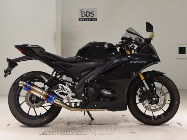 Yamaha YZF-R15 2023