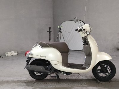 Honda GIORNO 2011